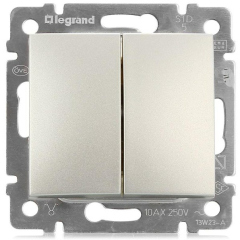 Выключатели, переключатели и диммеры Legrand DIY Valena Алюм Выключатель 2-х клавишный (694337)